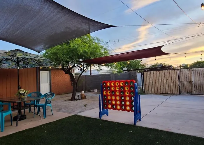 Renovated Downtown Beautiful Patio Apartamento *